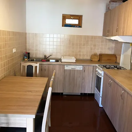 Tisza-kert Vendeghaz -tisza-kert Vendeghaz Ii
